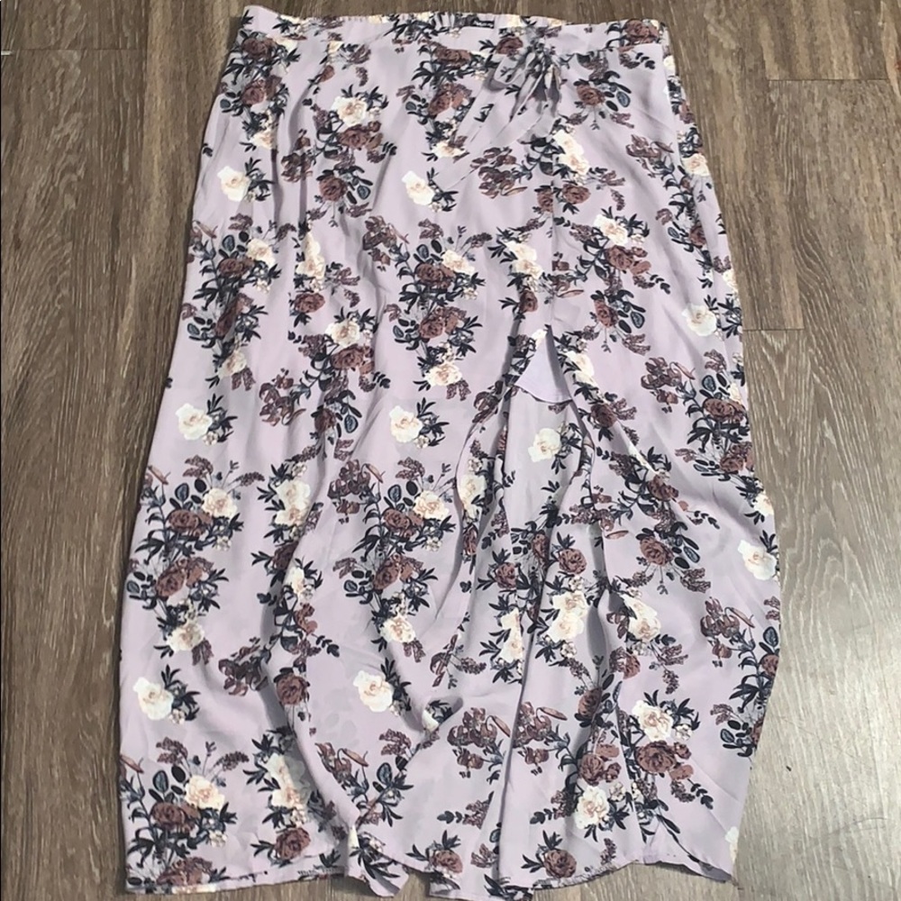New Charlotte Russe maxi floral skirt 3x